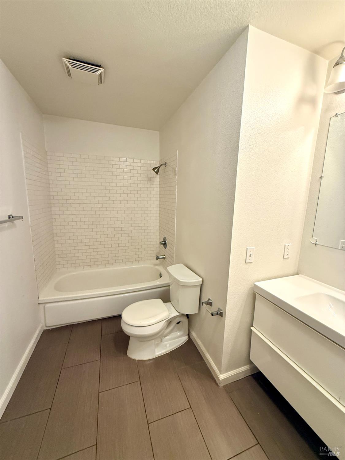 1558 West 3rd Street Santa Rosa, CA 95401 - Photo 21 of 27