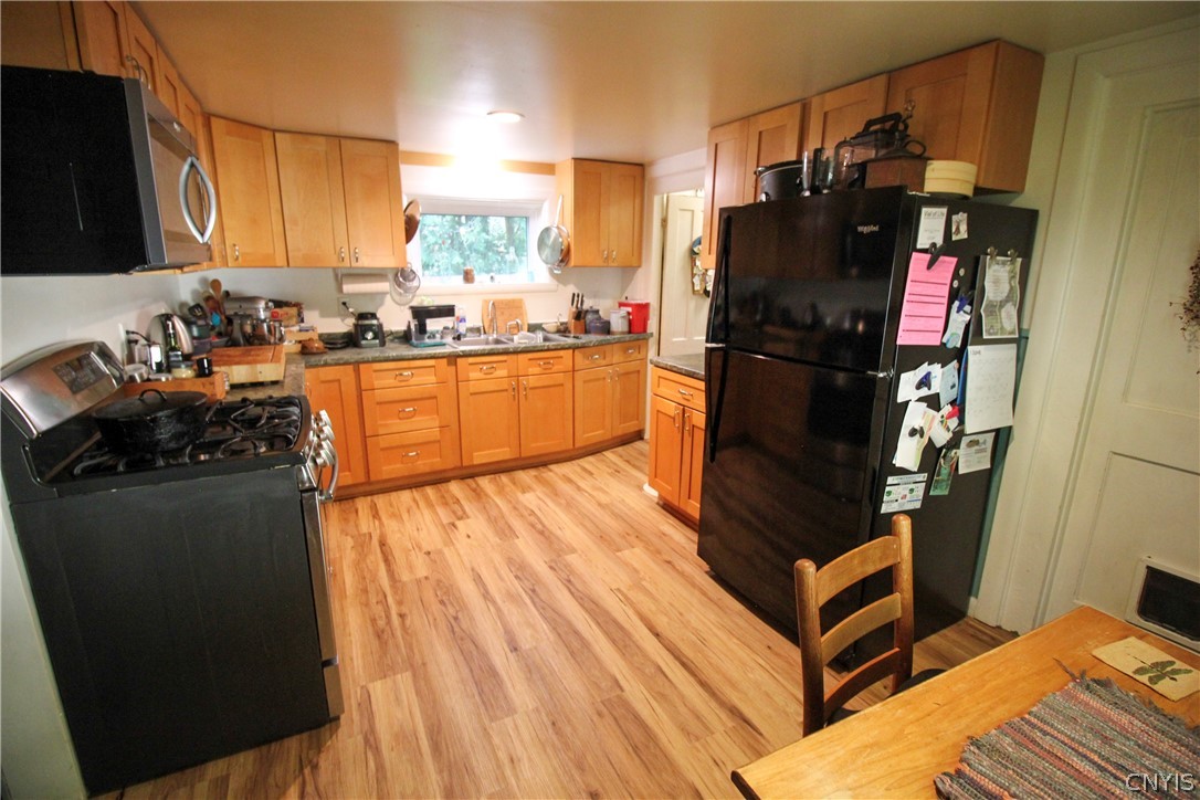 44 Lebanon Street Hamilton, NY 13346 - Photo 14 of 40 Kitchen