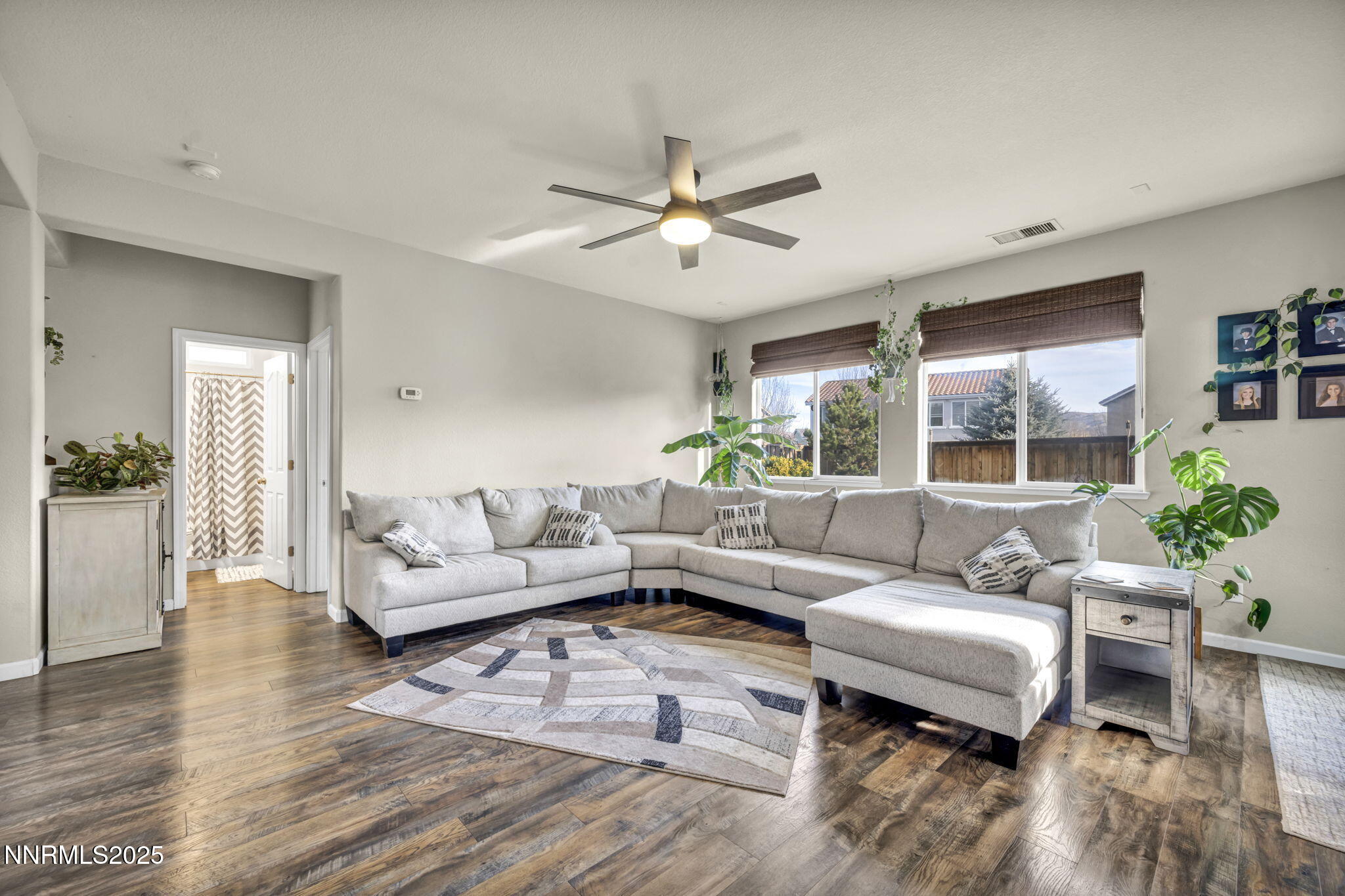 11200 Parma Way Reno, NV 89521 - Photo 4 of 66 32-web-or-mls-11200-parma-way