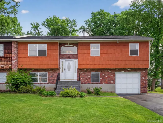 $4,900 | 14 Michele Court, Spring Valley, NY 10977