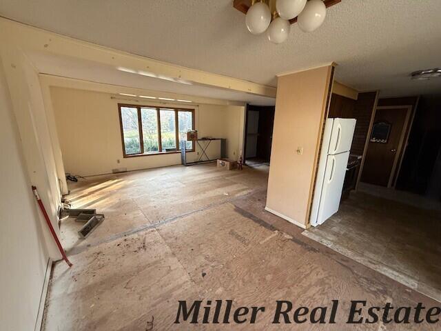 9926 Keller Road Delton, MI 49046 - Photo 3 of 17 IMG_0281