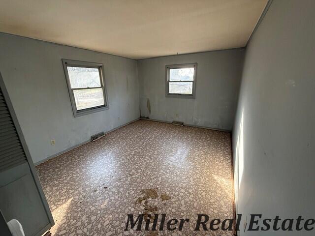 9926 Keller Road Delton, MI 49046 - Photo 5 of 17 IMG_0285