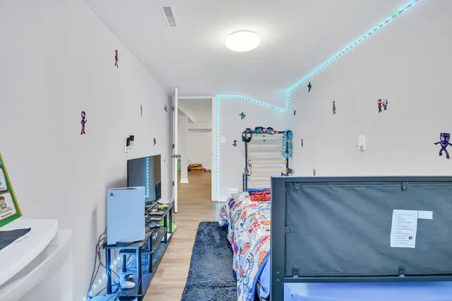 $389,000 | 7208 South Eberhart Avenue, Chicago, IL 60619