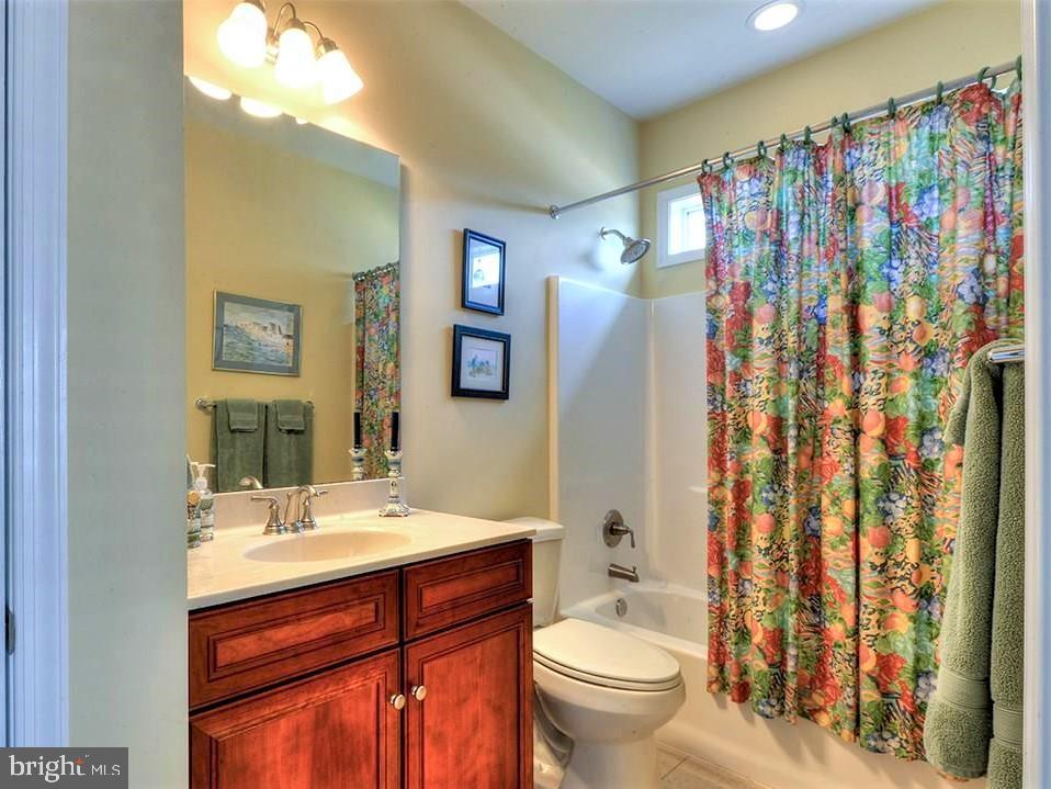 16608 Shoal Road Lewes, DE 19958 - Photo 31 of 69 Guest Bathroom