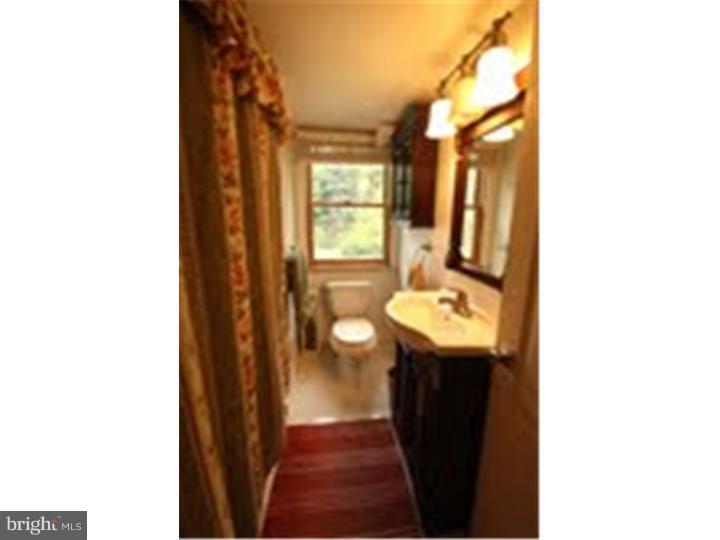 513 Coursey Road Oreland, PA 19075 - Photo 11 of 16 Gallery Image 11
