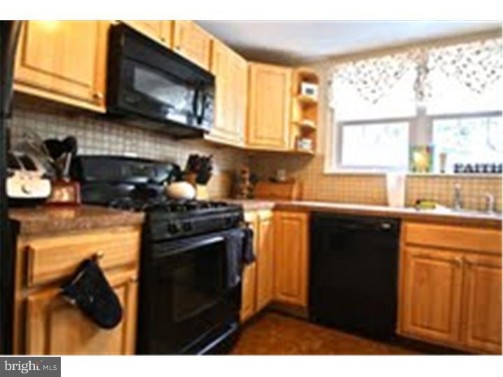 513 Coursey Road Oreland, PA 19075 - Photo 5 of 16 Gallery Image 5