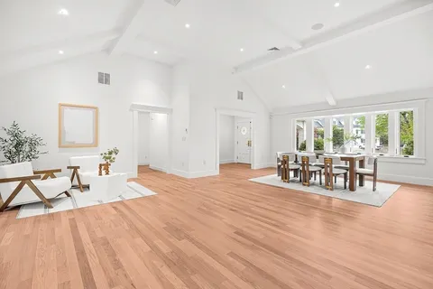 $2,599,000 | 10 Viking Road, Winchester, MA 01890