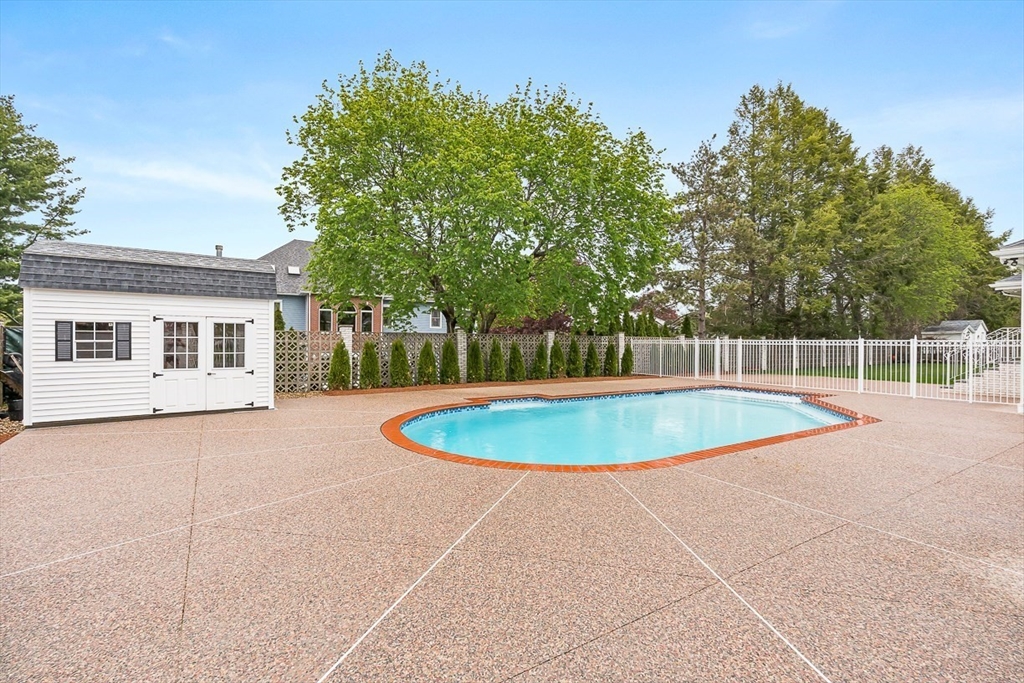 10 Viking Road Winchester, MA 01890 - Photo 37 of 41