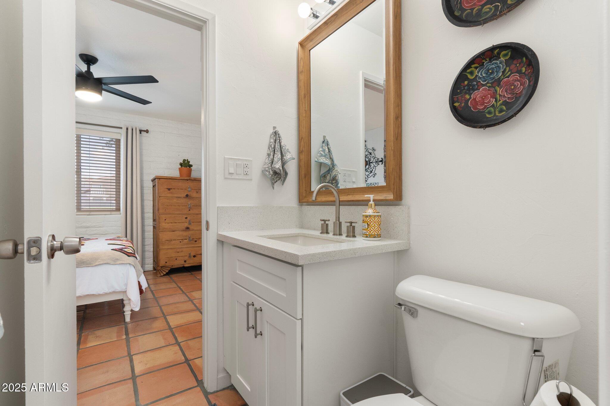 3036 North 32nd Street, Unit 303 Phoenix, AZ 85018 - Photo 21 of 33 large-019602df-4c99-71ad-a36d-58448709d5