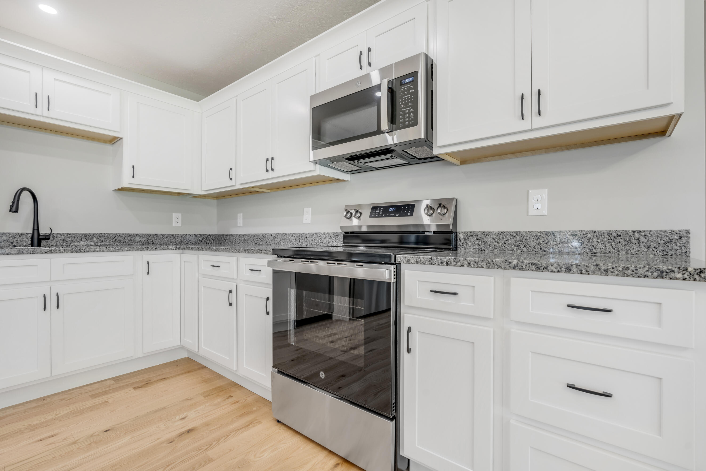 4 Meserve Farm Road Gorham, ME 04038 - Photo 3 of 19 _DSC5068