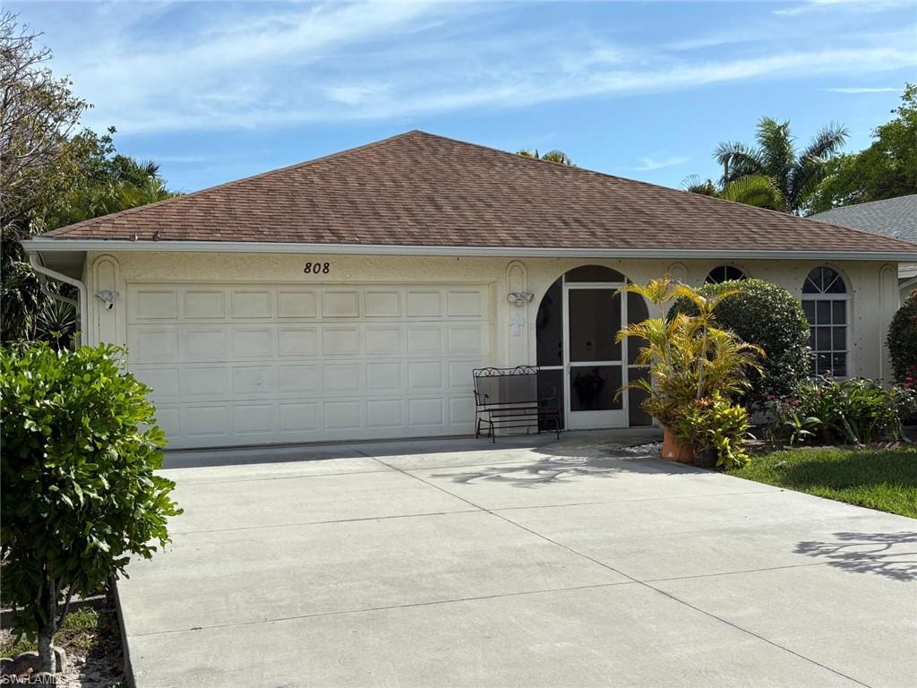 808 96th Avenue North Naples, FL 34108 - Photo 3 of 3
