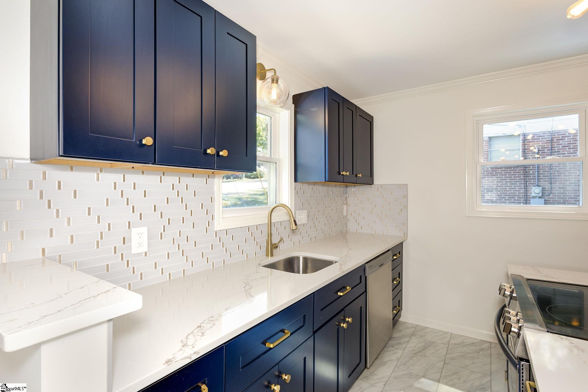236 Alameda Street Greenville, SC 29607 - Photo 7 of 21 Gallery Image 7