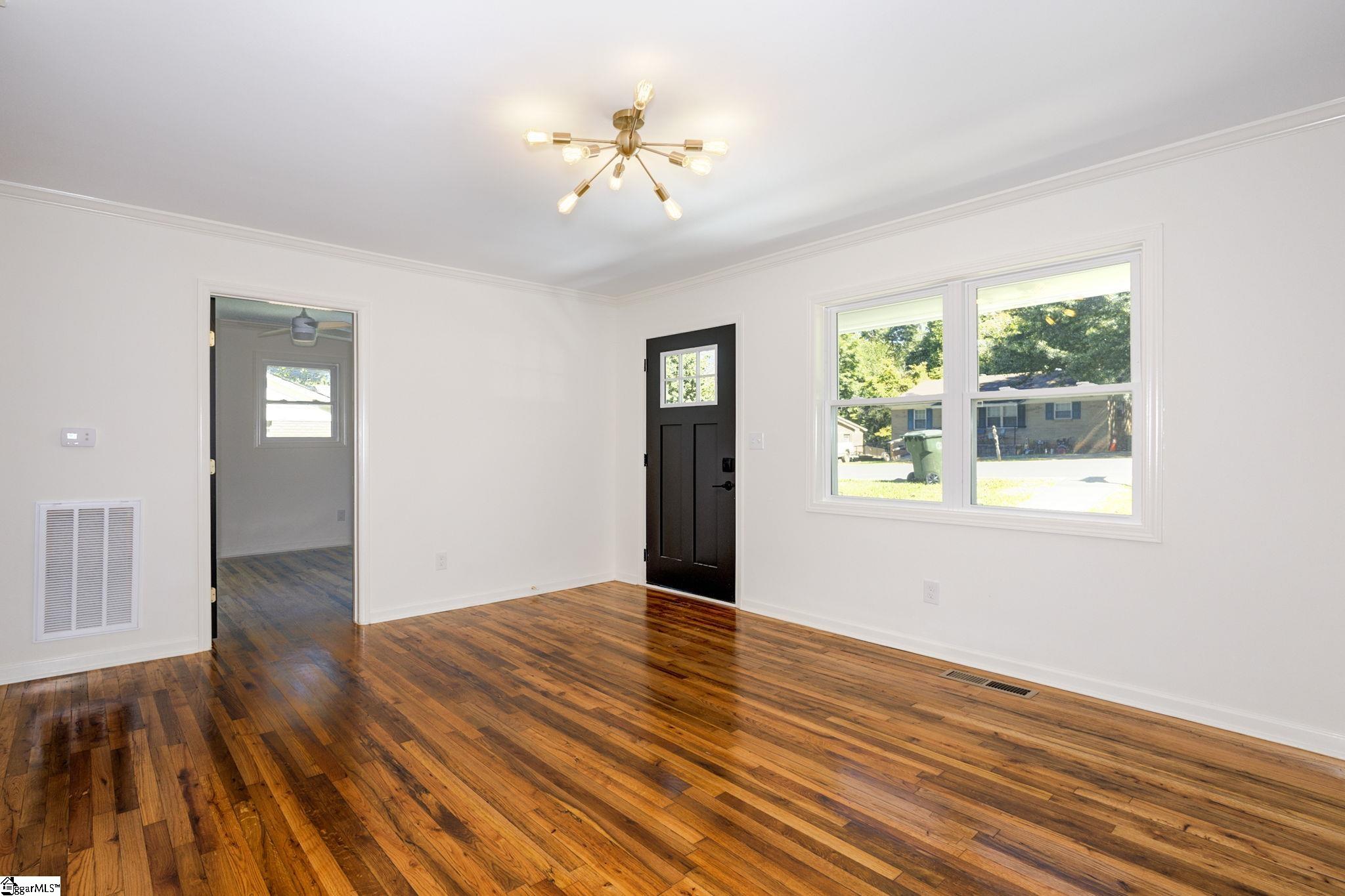 236 Alameda Street Greenville, SC 29607 - Photo 9 of 21 Gallery Image 9