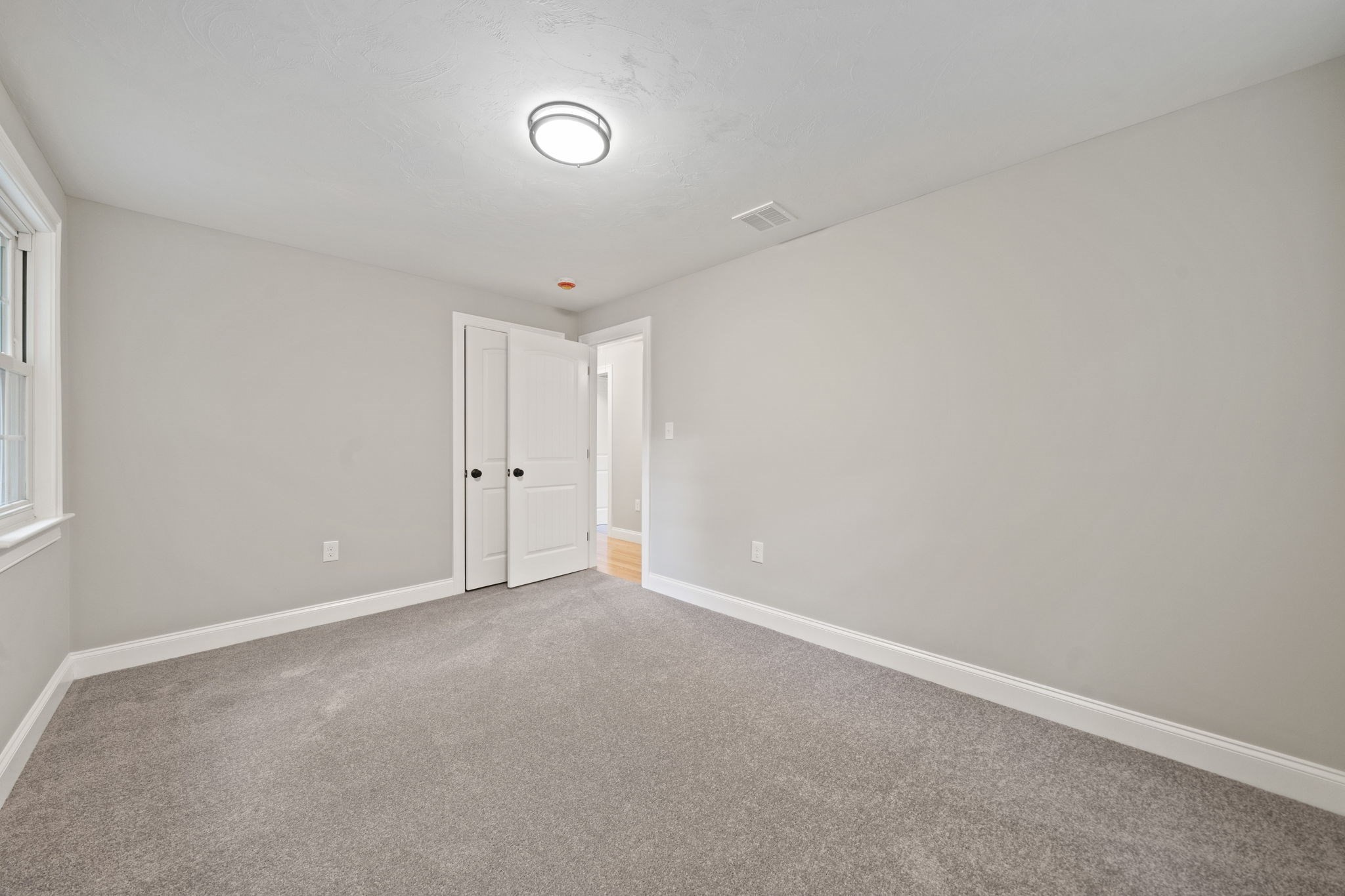 3 Taylor Point Road Pembroke, MA 02359 - Photo 16 of 38 Gallery Image 16