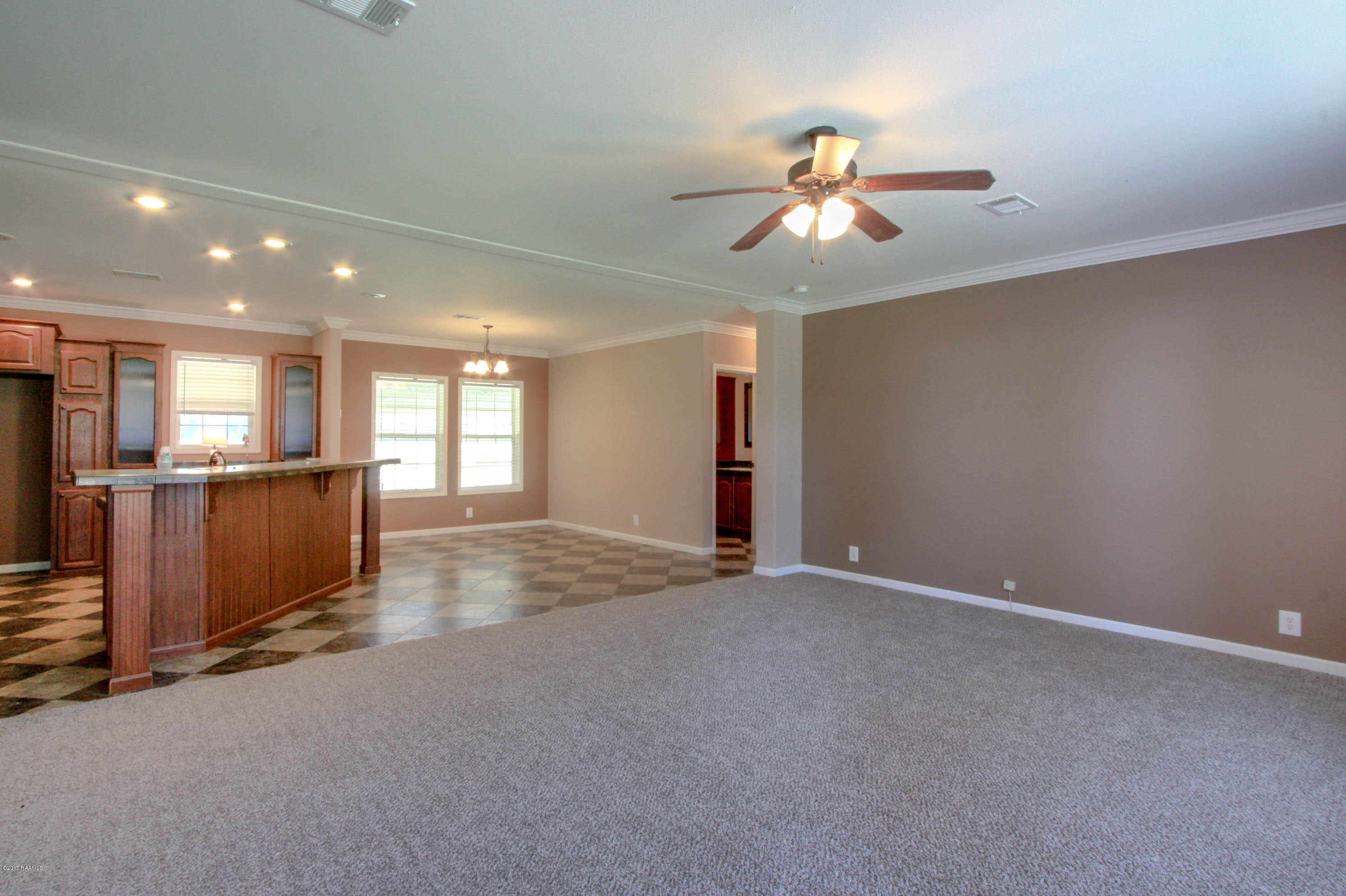 384 Ovey Benoit Road Opelousas, LA 70570 - Photo 4 of 14 IMG_3254