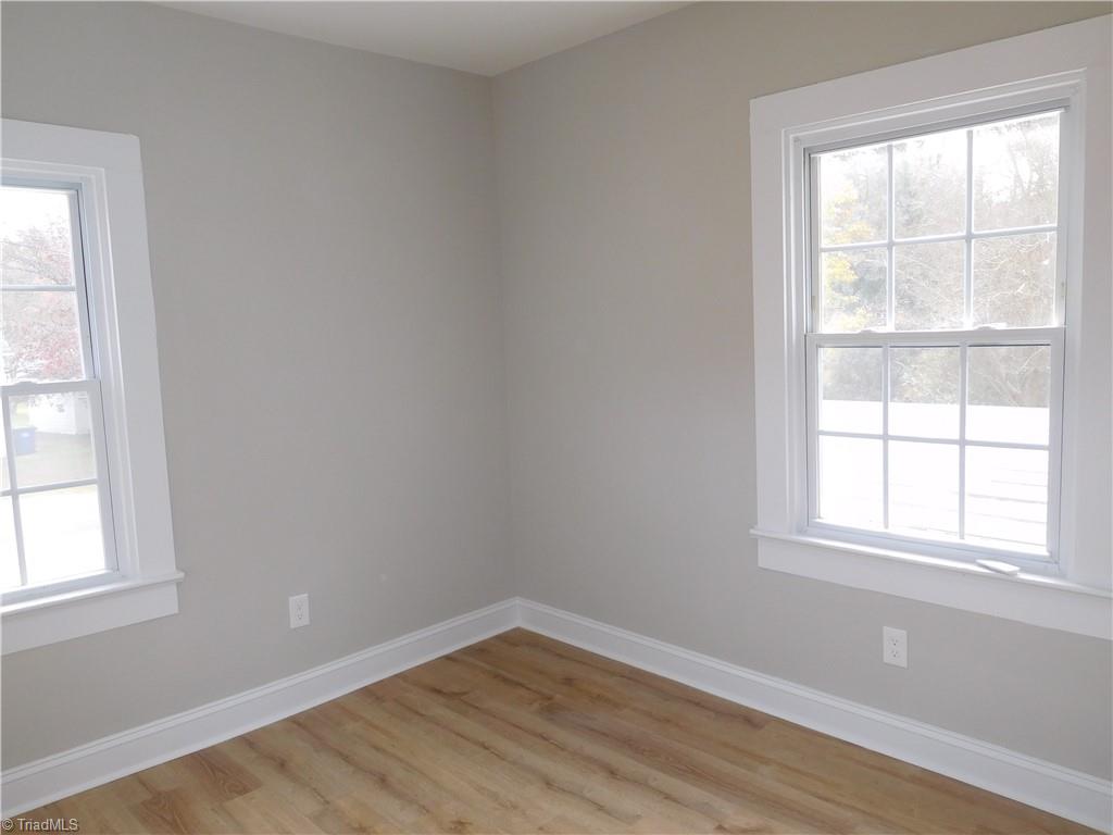 3830 Robinhood Road Winston-Salem, NC 27106 - Photo 20 of 30 3RD BEDROOM.