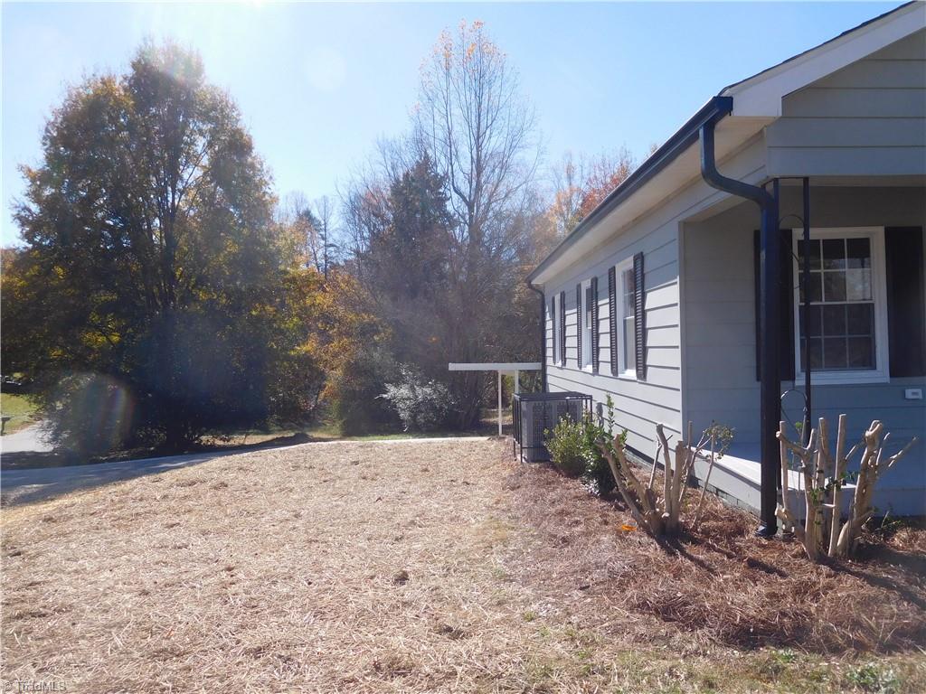 3830 Robinhood Road Winston-Salem, NC 27106 - Photo 24 of 30 SIDE VIEW. RECENTLY LANDSCAPED.