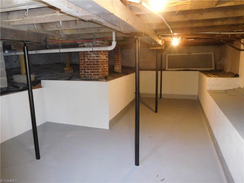 3830 Robinhood Road Winston-Salem, NC 27106 - Photo 29 of 30 BASEMENT.