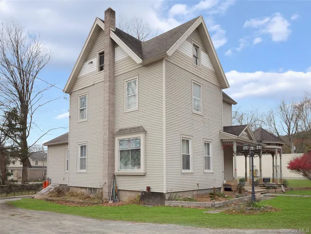 $325,000 | 8 Chapel Street, Jeffersonville, NY 12748
