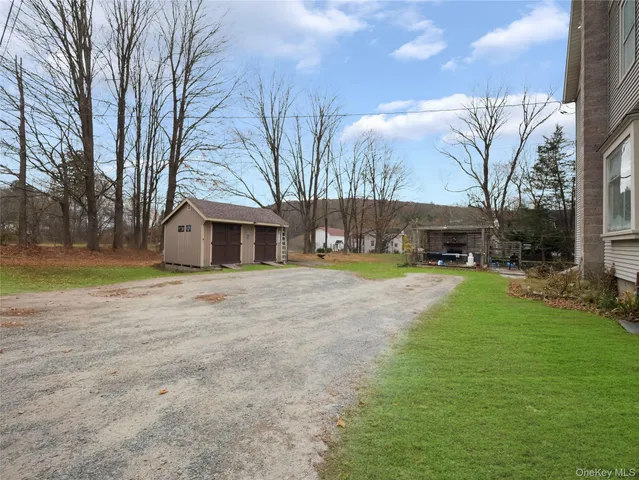 $325,000 | 8 Chapel Street, Jeffersonville, NY 12748