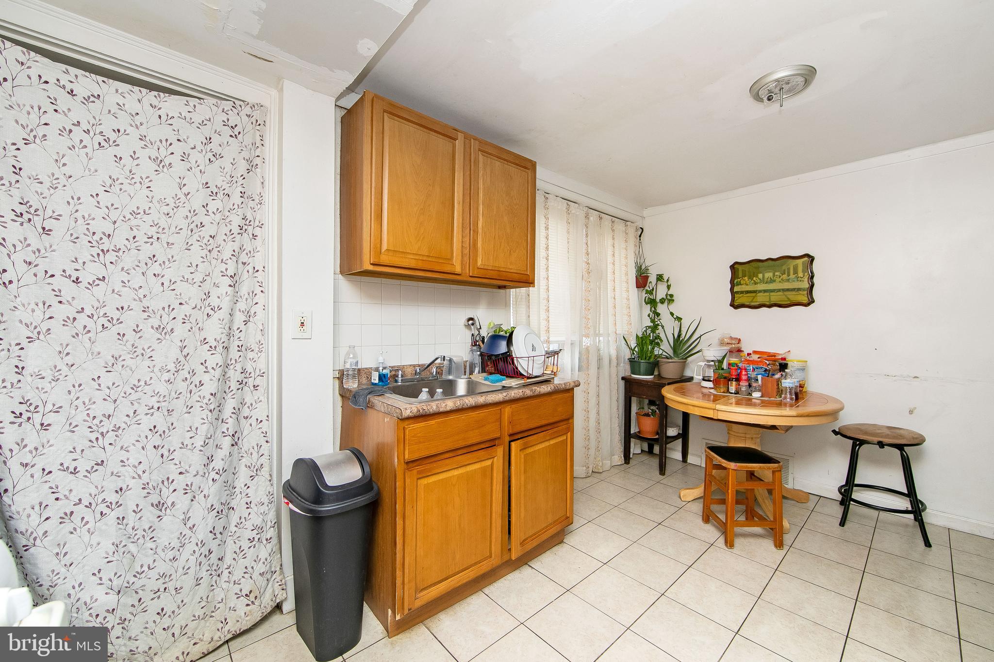 1004 Niagara Road Camden, NJ 08104 - Photo 11 of 22