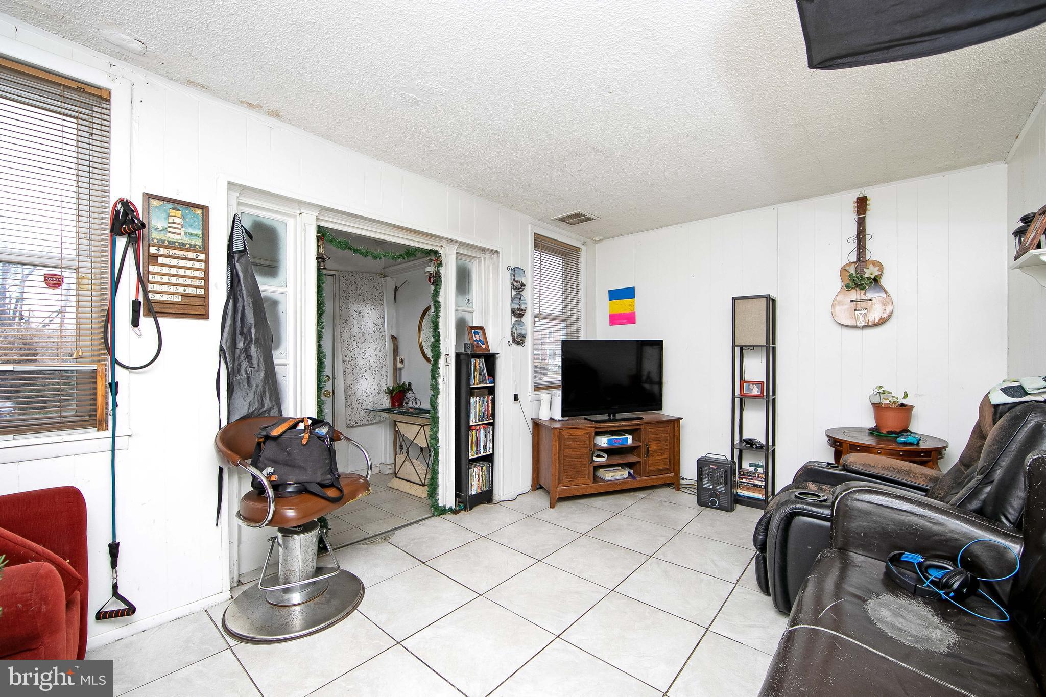 1004 Niagara Road Camden, NJ 08104 - Photo 6 of 22