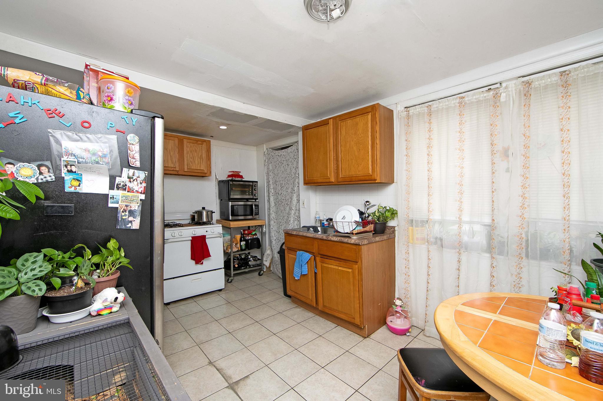 1004 Niagara Road Camden, NJ 08104 - Photo 8 of 22