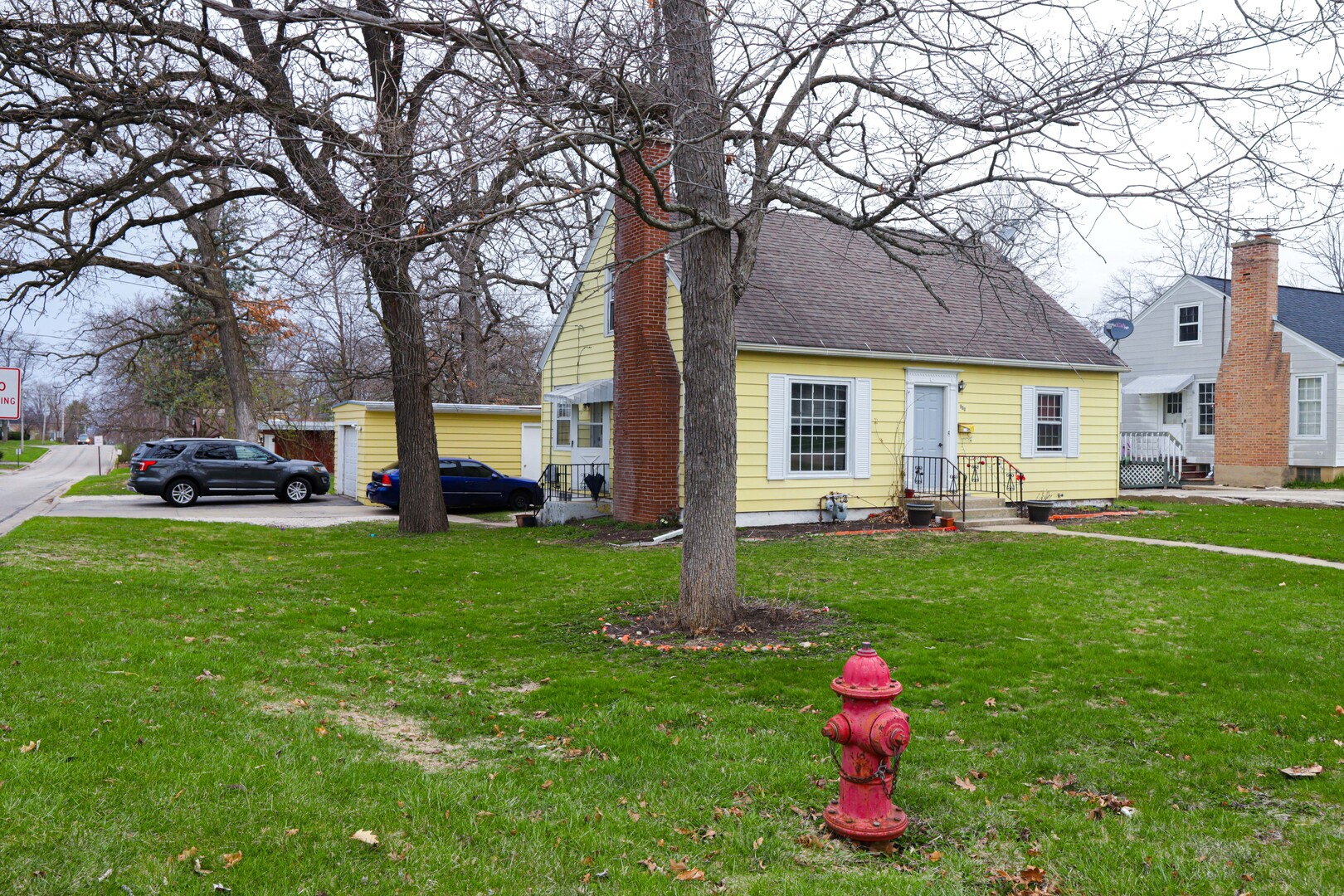 900 Garfield Road Harvard, IL 60033 - Photo 13 of 17 a front view of house with yard and green space