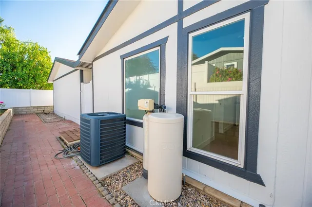 a view of a house with a big yard