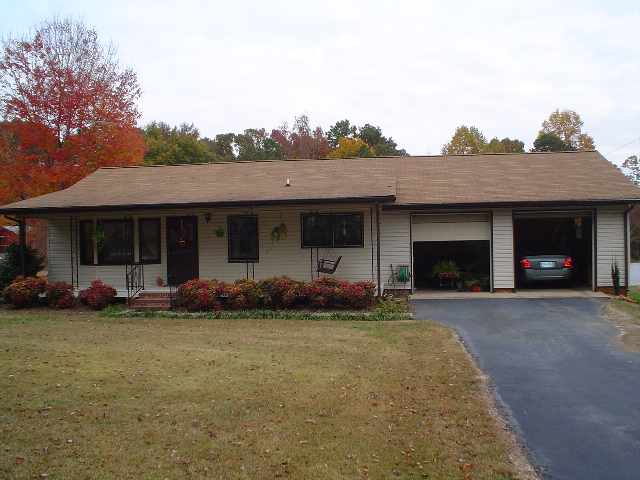 201 Fowler Road Walhalla, SC 29691 - Photo 1 of 9 Gallery Image 1
