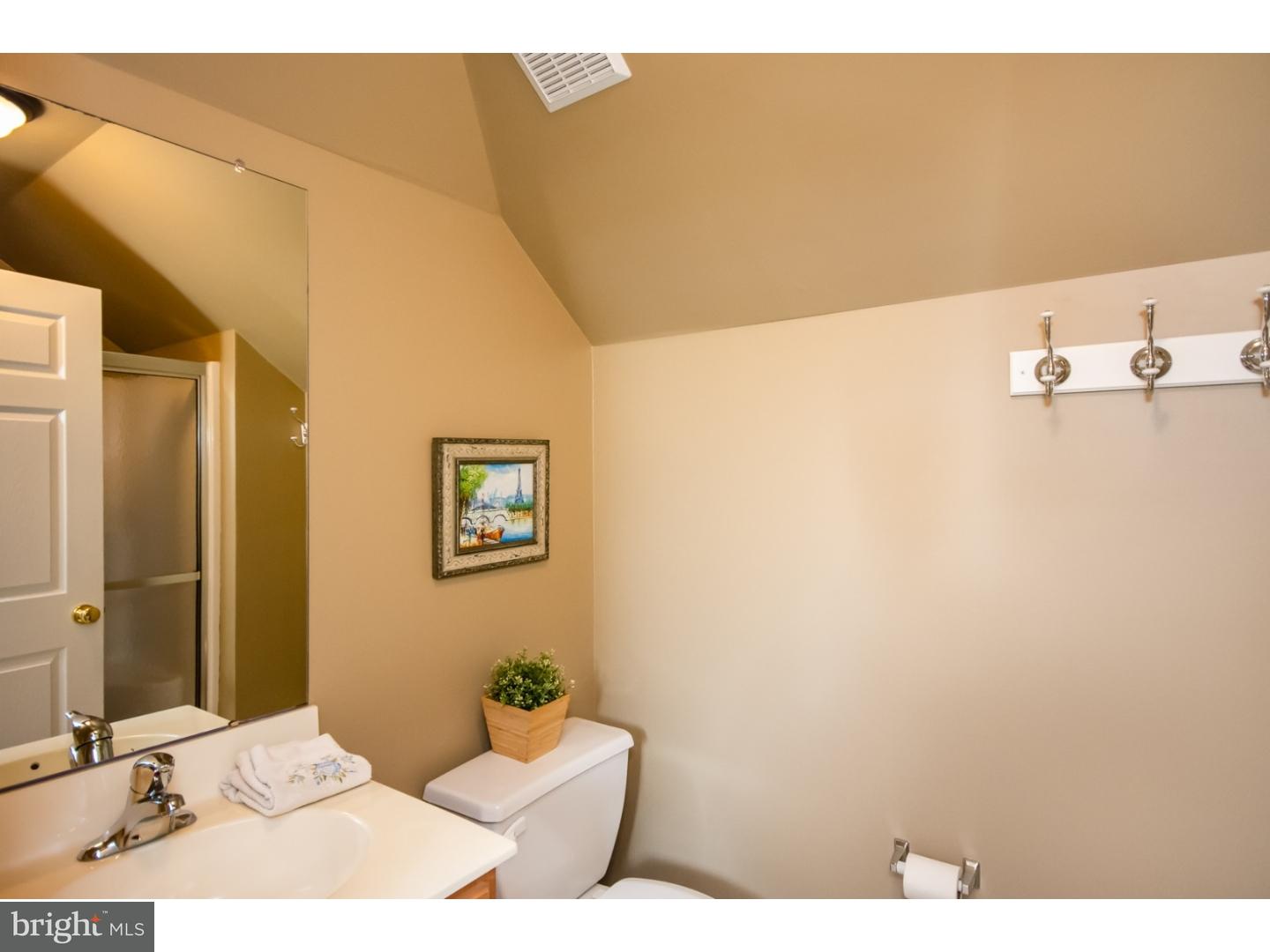 2 West Golf View Road Ardmore, PA 19003 - Photo 17 of 23 Bathroom