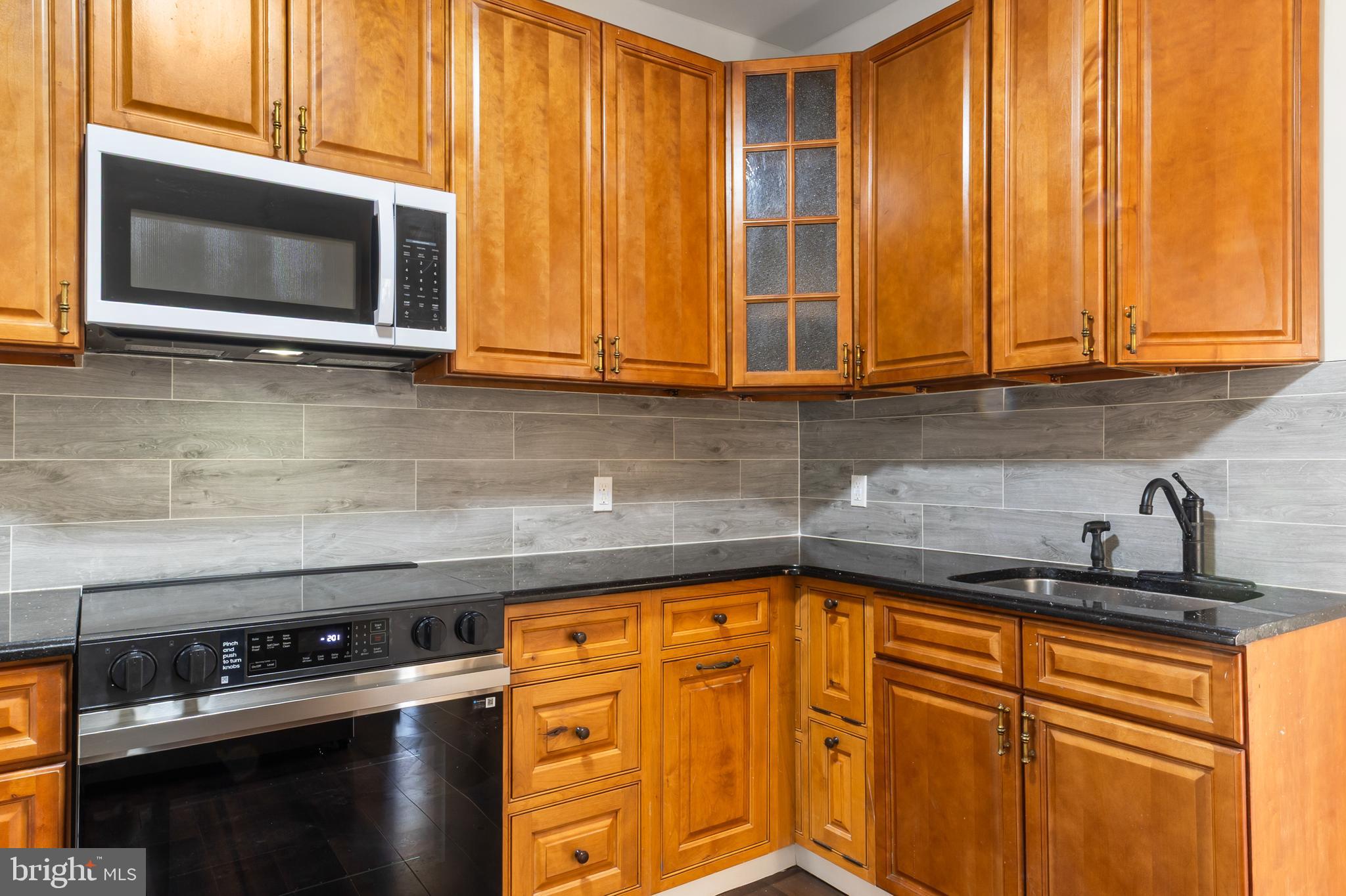 30 Chestnut Street Salem, NJ 08079 - Photo 8 of 25