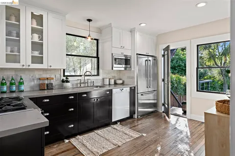 $899,000 | 5945 Majestic Avenue, Oakland, CA 94605