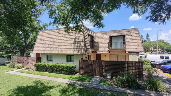 $1,700 | 15206 West Pond Woods Drive, Tampa, FL 33618