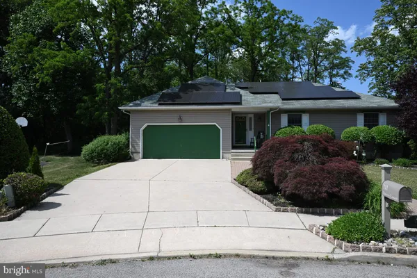 $475,000 | 111 Jason Court, Delran, NJ 08075