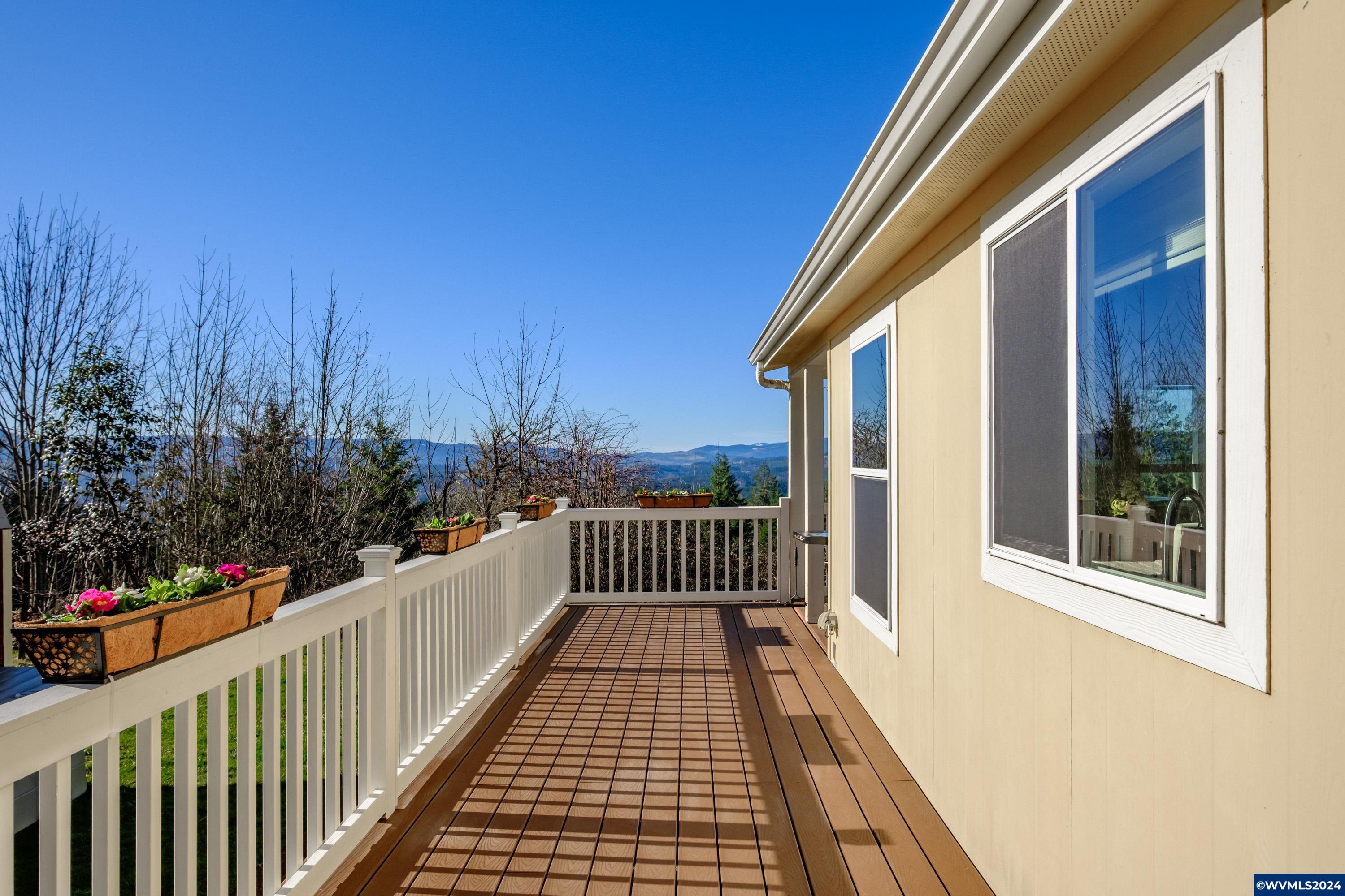 28670 Ridgeway Road Sweet Home, OR 97386 - Photo 7 of 39 Gallery Image 7