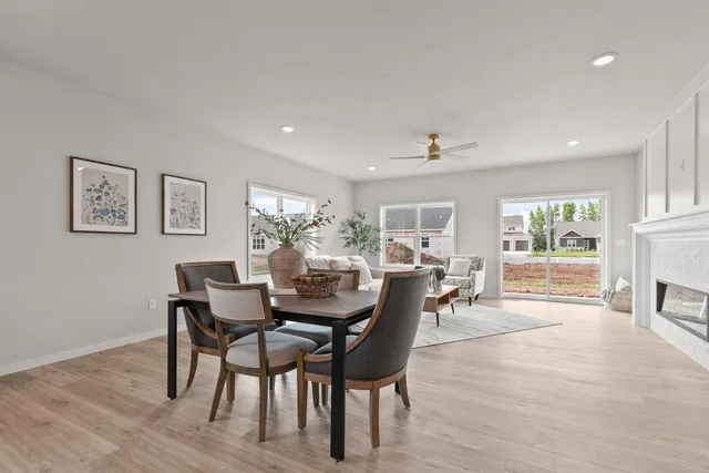 $459,000 | 3687 East Callalilly Lane, Appleton, WI 54913