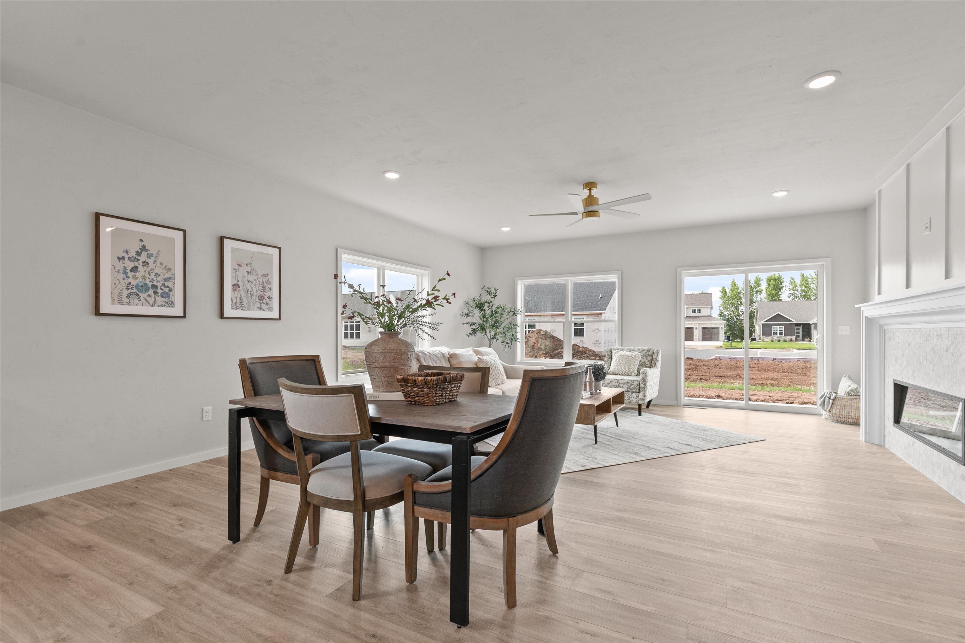 3687 East Callalilly Lane Appleton, WI 54913 - Photo 5 of 18