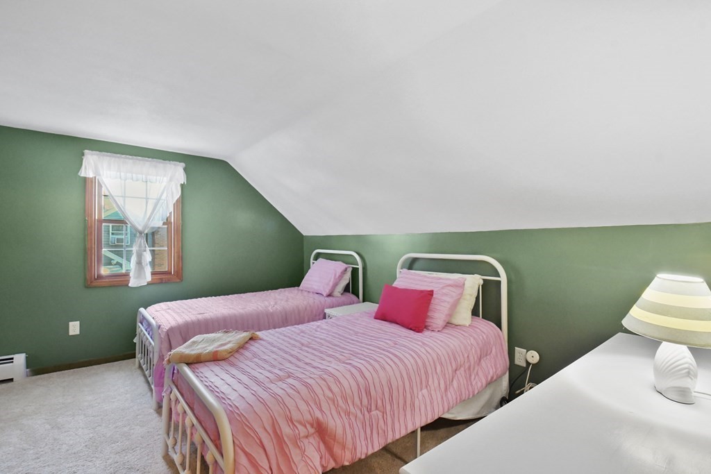 25 Ruth Avenue Dracut, MA 01826 - Photo 17 of 27 Gallery Image 17