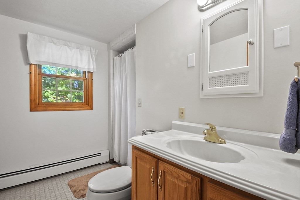 25 Ruth Avenue Dracut, MA 01826 - Photo 20 of 27 Gallery Image 20