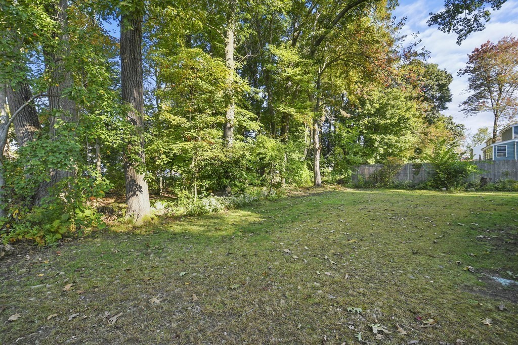 25 Ruth Avenue Dracut, MA 01826 - Photo 24 of 27 Gallery Image 24