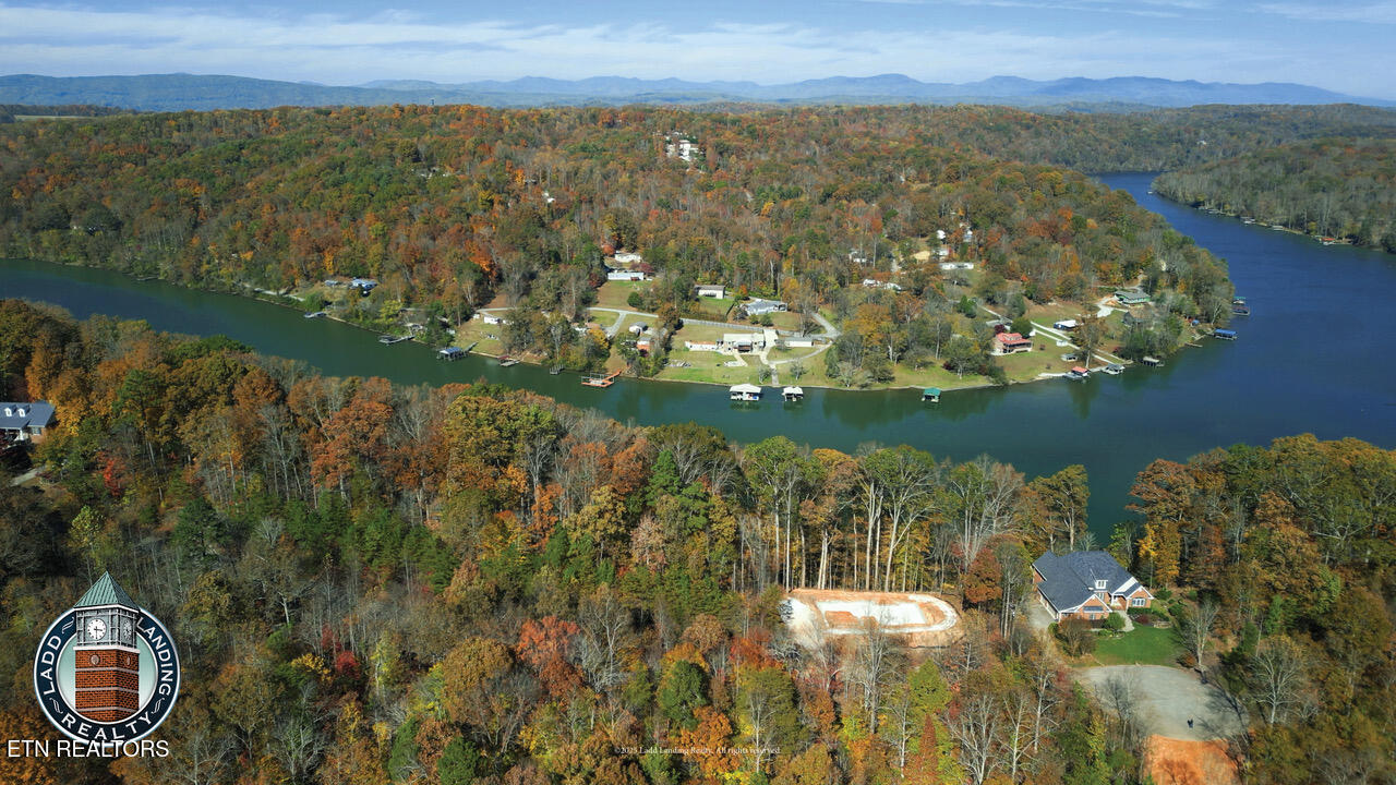 9 Sheerwater Road Kingston, TN 37763 - Photo 3 of 10 Sheerwater3