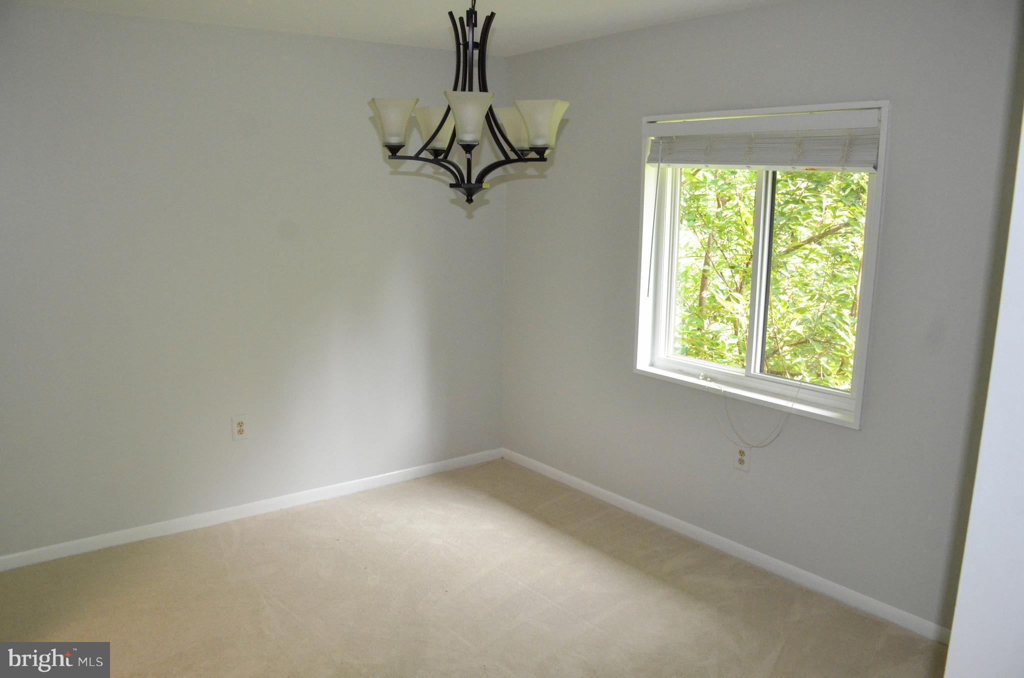 1424 Northgate Square, Unit 22B Reston, VA 20190 - Photo 8 of 16 Dining Room