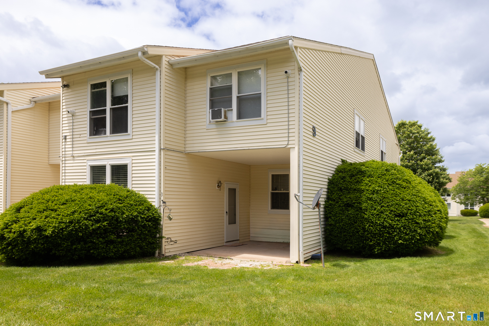 949 Pleasant Valley Road, Unit 93 South Windsor, CT 06074 - Photo 2 of 14