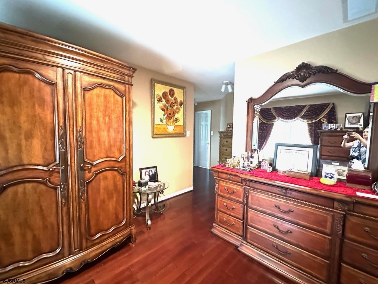 9 Ruth Court Absecon, NJ 08201 - Photo 8 of 38 a room with musical instruments