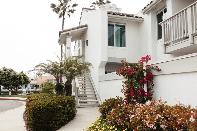 $5,300 | 66 Kingston Court West, Coronado, CA 92118