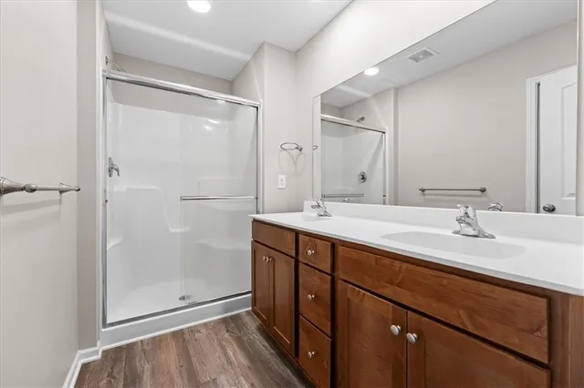 $325,000 | 9707 East 222nd Street, Peculiar, MO 64078