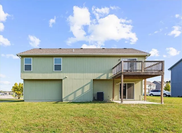 $325,000 | 9707 East 222nd Street, Peculiar, MO 64078