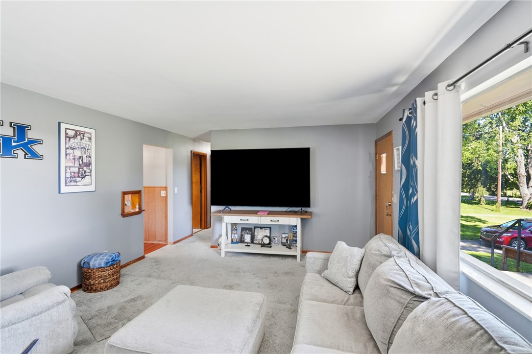 8150 Manning Road Germantown, OH 45327 - Photo 5 of 52 Gallery Image 5