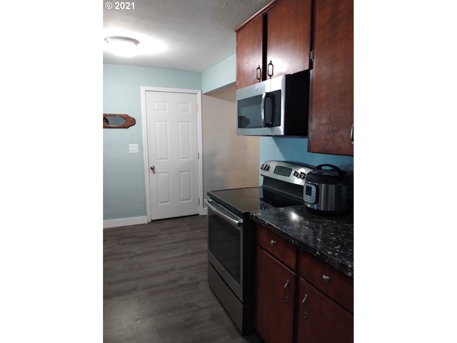1727 Carter Lane Springfield, OR 97477 - Photo 6 of 13